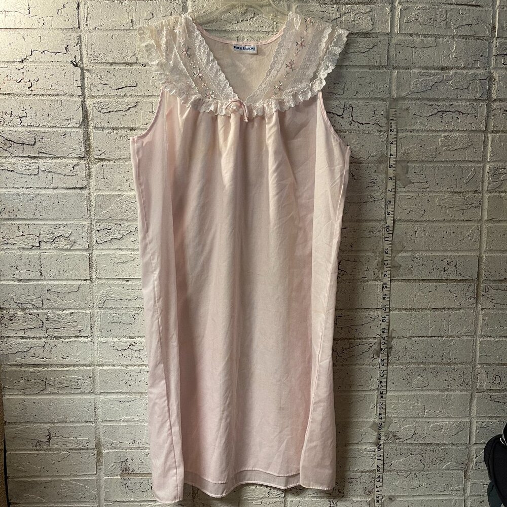 Vintage Four Seasons Pink Nightgown with Lace & Embroidery – Cottagecore Dream